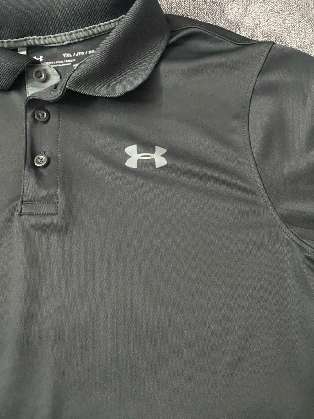 Under Armour Boys HeatGear Performance Polo Shirt Black YXL - Picture 2 of 7